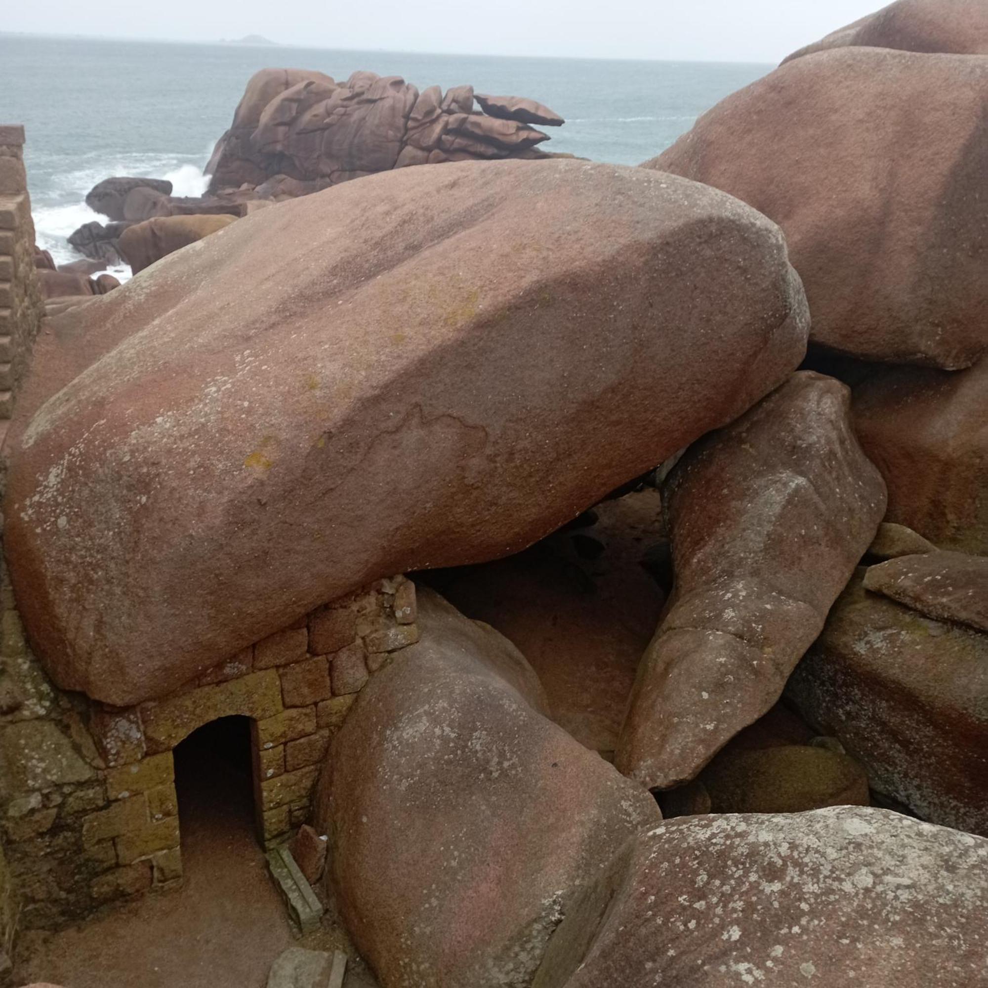 Cottage 3 Etoiles A 25 Mn De La Cote De Granit Rose Bégard 外观 照片